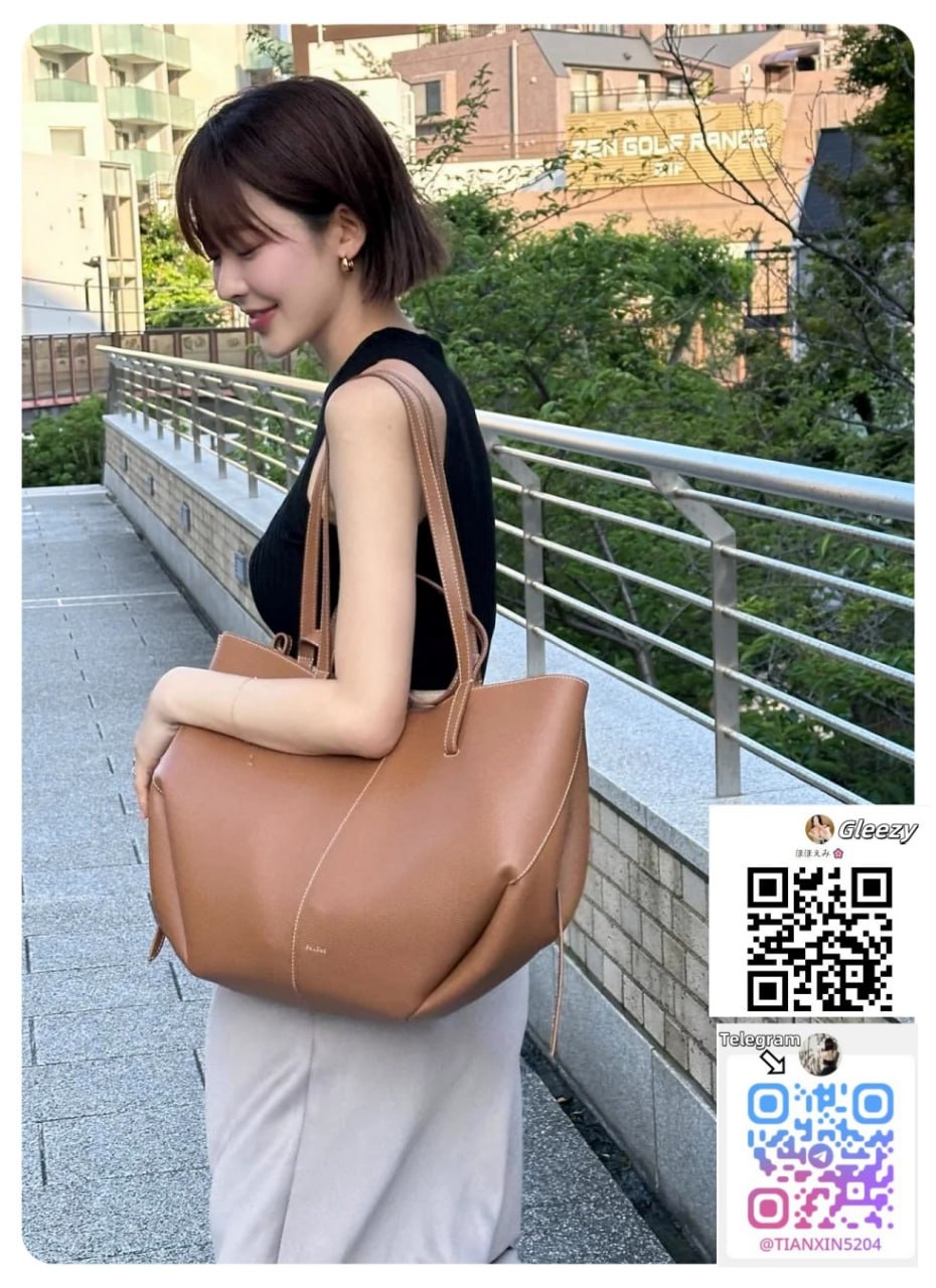 爆乳秘書系 × エロいお姉さん post thumbnail image